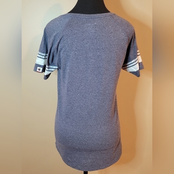 CHAMPION NAIT Ooks Short Sleeved T-shirt, Size Medium - Picture 6 of 12